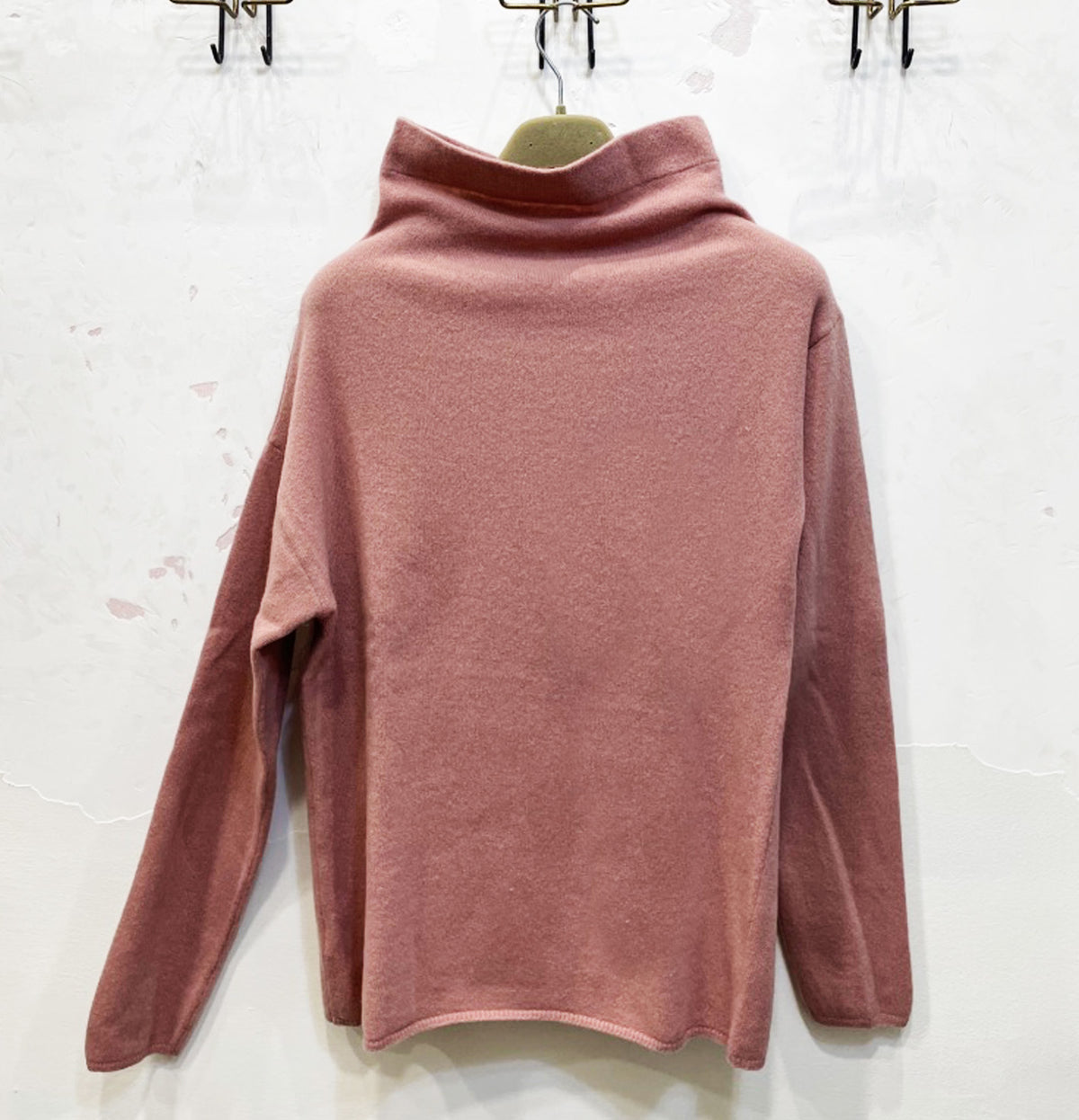 Maglia cardata destrutturata